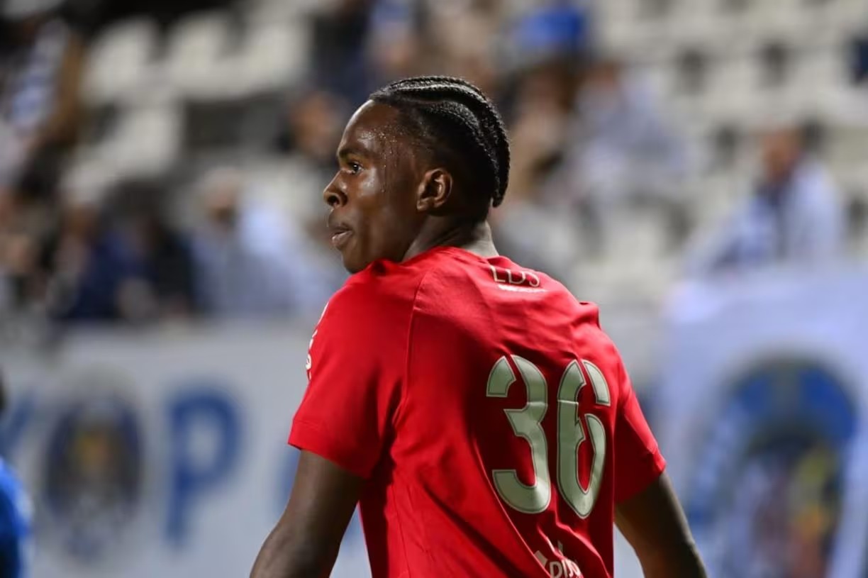 Na terceira divisão, Messi defende seleção de base da França