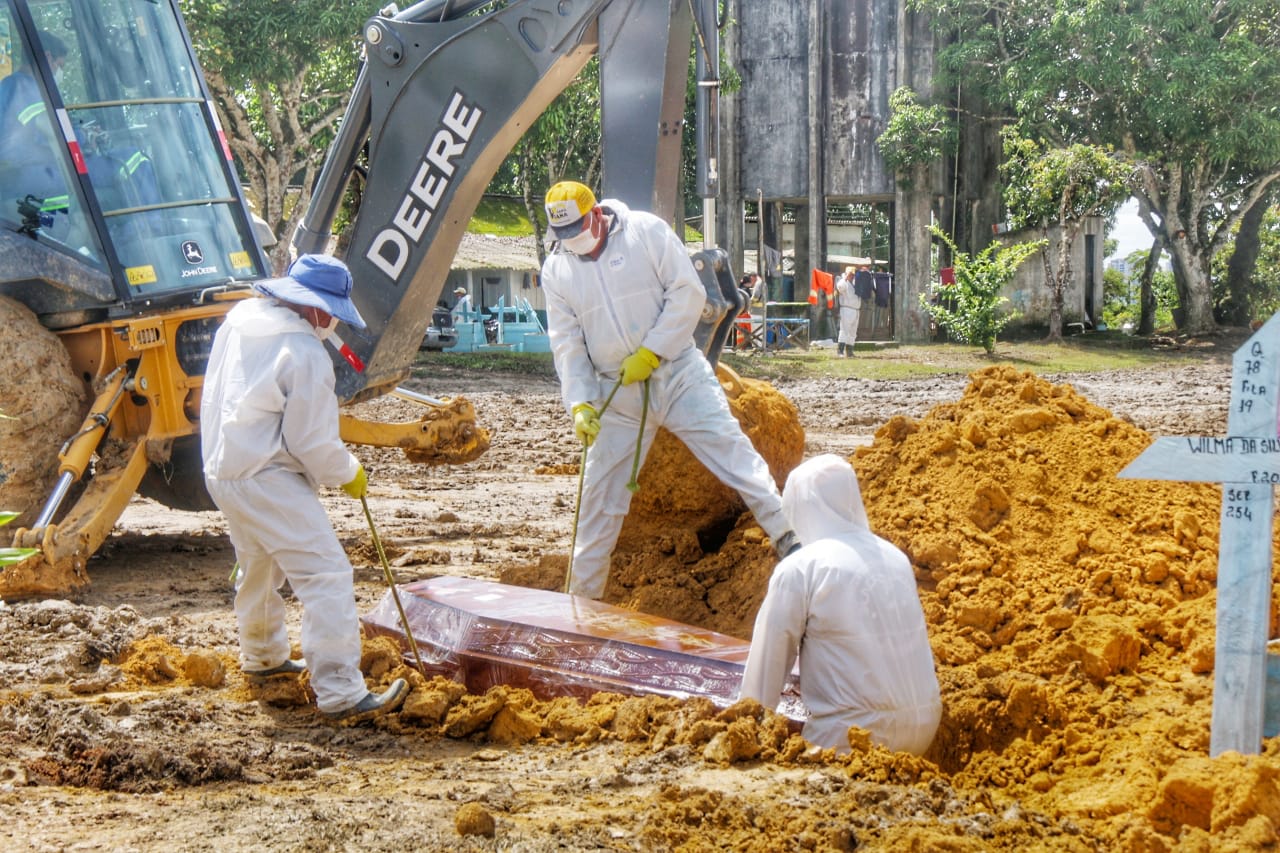 Amazonas registra 26 mortes e ultrapassa 13 mil óbitos por Covid-19