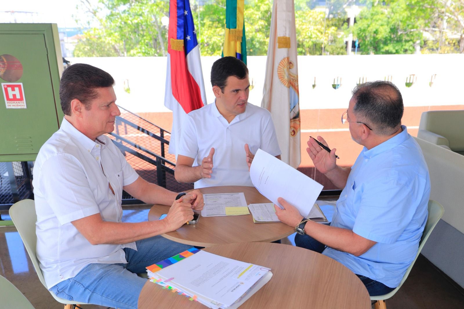 Servidores da Prefeitura de Manaus recebem 13º salário antecipado