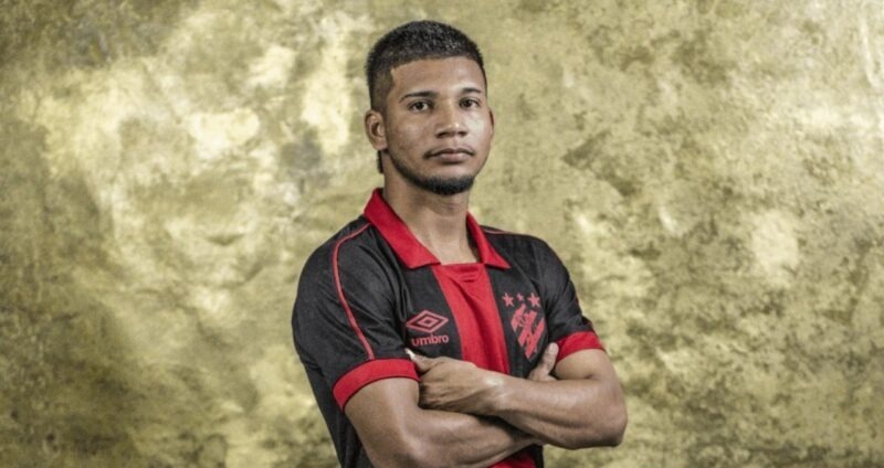 Artilheiro do Confiança na temporada, amazonense Negueba acerta com Sport