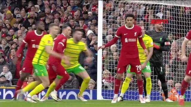 Liverpool goleia Norwich e segue vivo na disputa da Copa da Inglaterra
