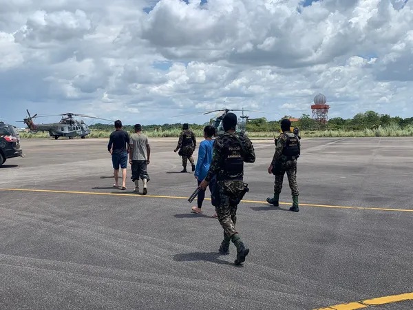 Forças Armadas prendem cinco garimpeiros com ouro e cassiterita na Amazônia