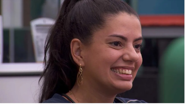 Fernanda revela que trabalhou com DJ Vintage Culture