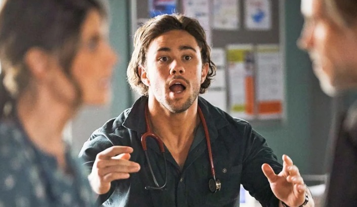 Ator de 'Home & Away' é preso por pisar na cabeça de mulher durante briga