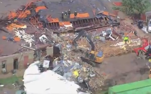 Tornados deixam 4 mortos e mais de 100 feridos nos EUA