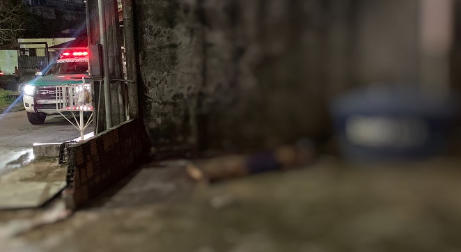 Suspeito de assaltar 640 é espancado até a morte no Riacho Doce