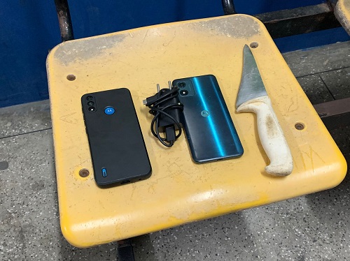 Suspeitos de assaltar Amarelinho com facão são presos no Cidade de Deus