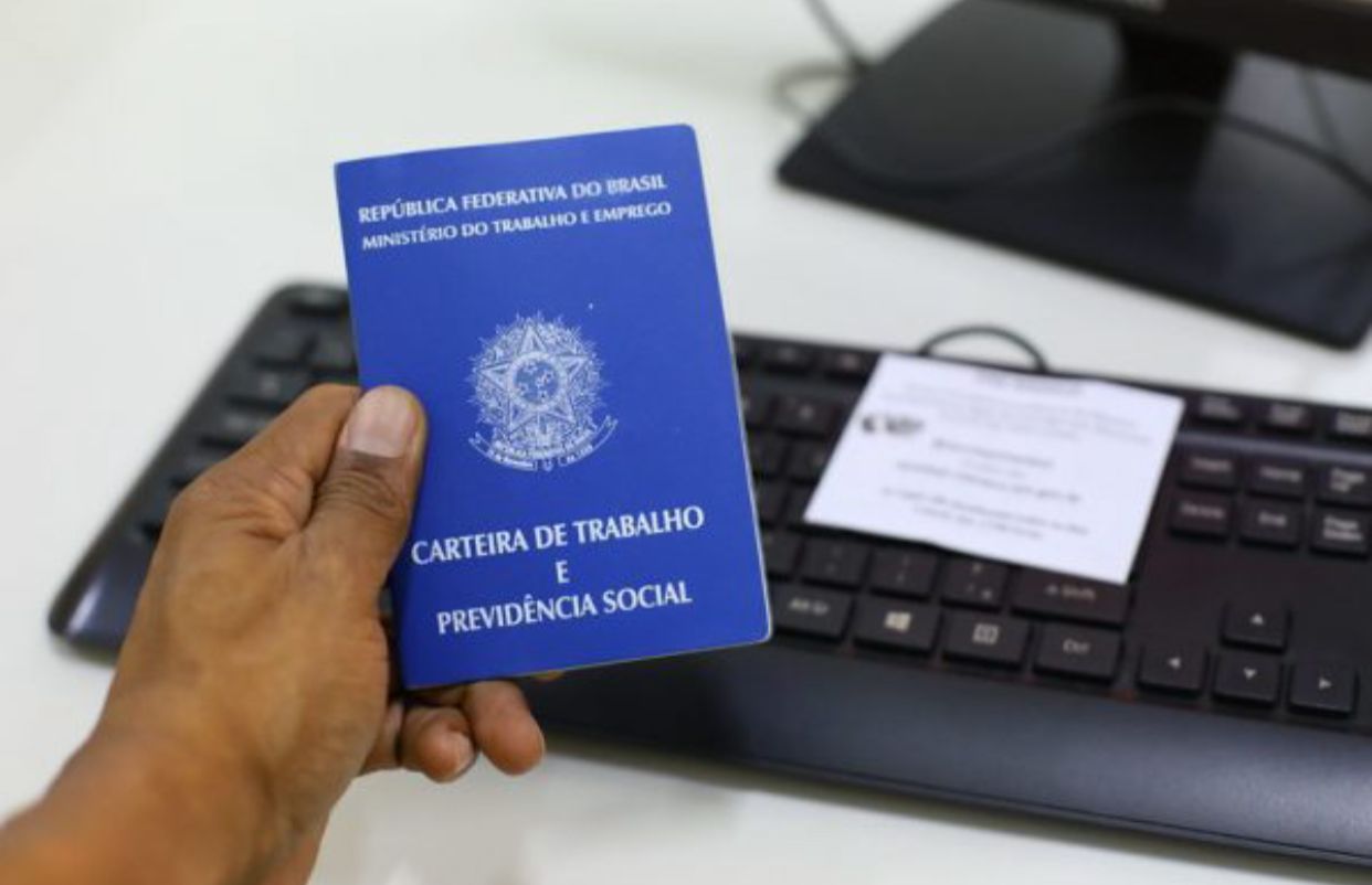 Sine Manaus oferta 393 vagas de emprego nesta segunda