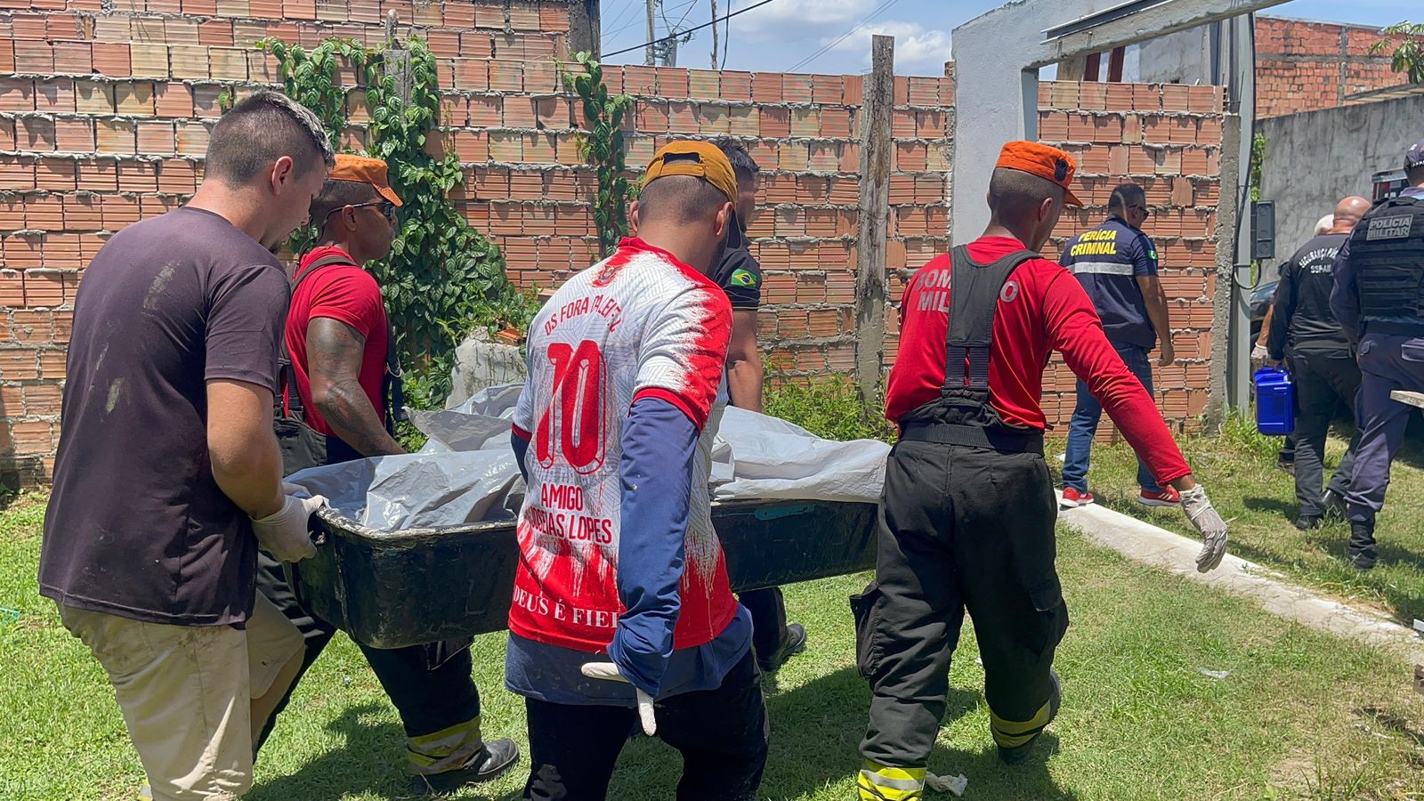 Idoso desaparecido é encontrado morto dentro de matagal no Nova Cidade