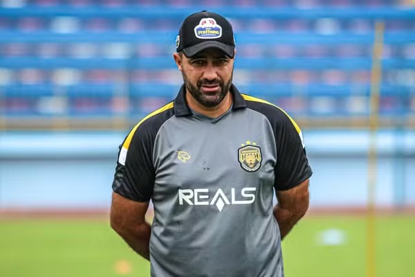 Lacerda fala sobre nova derrota e diz que busca consistência no Amazonas FC