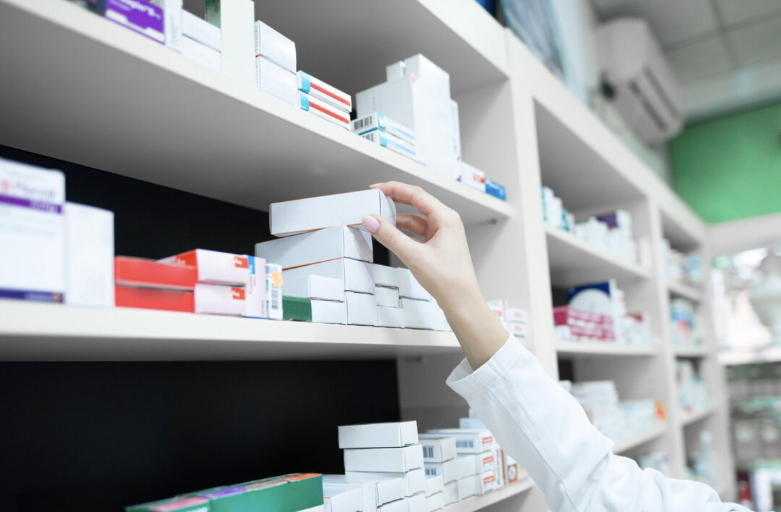 Medicamentos devem ficar mais caros a partir de domingo  