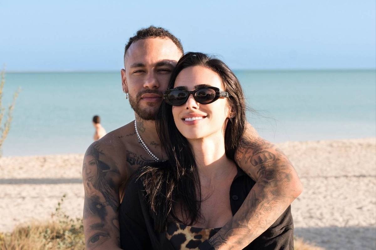 Neymar e Bruna Biancardi deixam mansão após descobrirem câmeras escondidas 