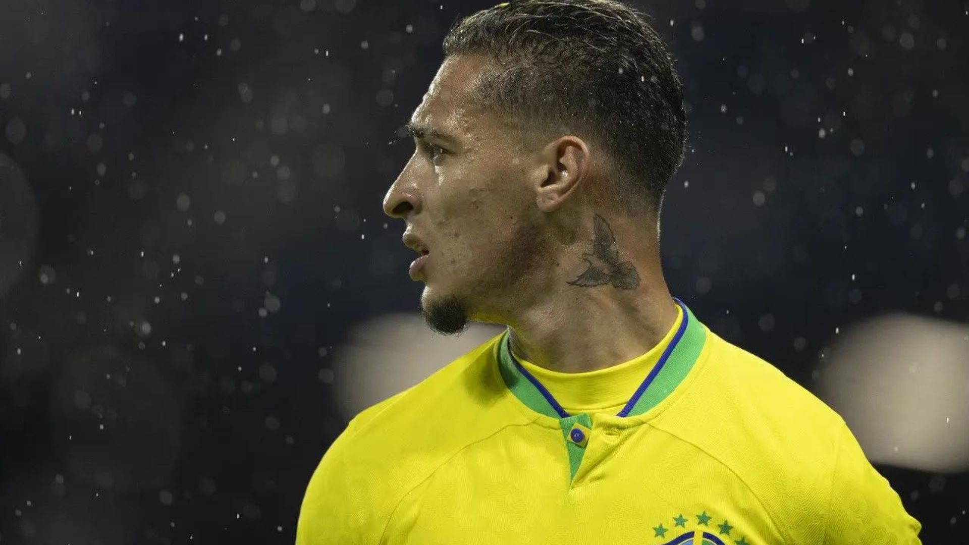 Manchester United prepara empréstimo de Antony