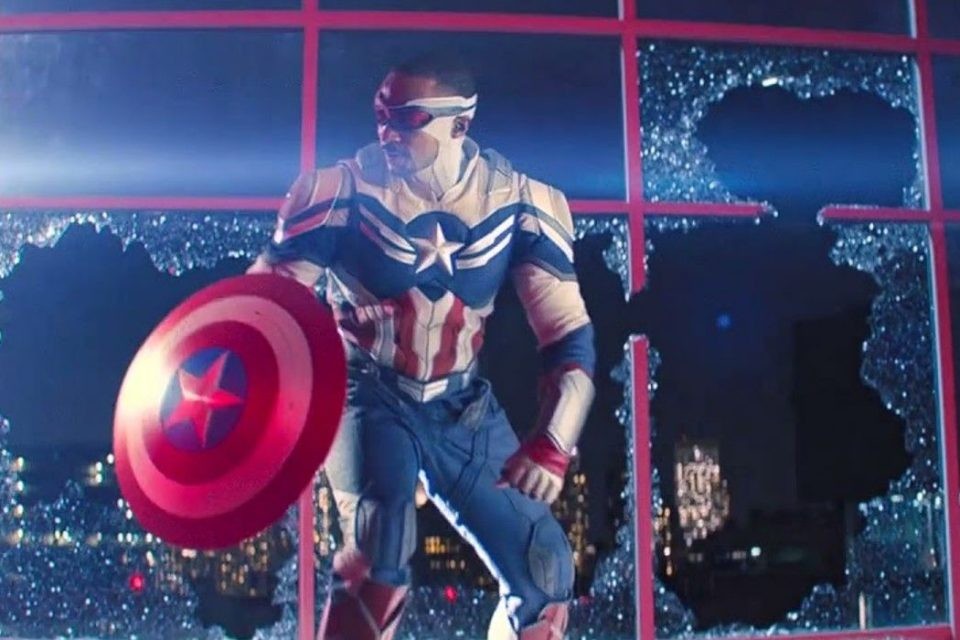 Anthony Mackie afirma ter realizado sonho ao interpretar Capitão América