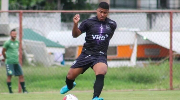 Parintins FC anuncia atacante Weverton Pereira, ex-Paracatu-MG e Resende-RJ