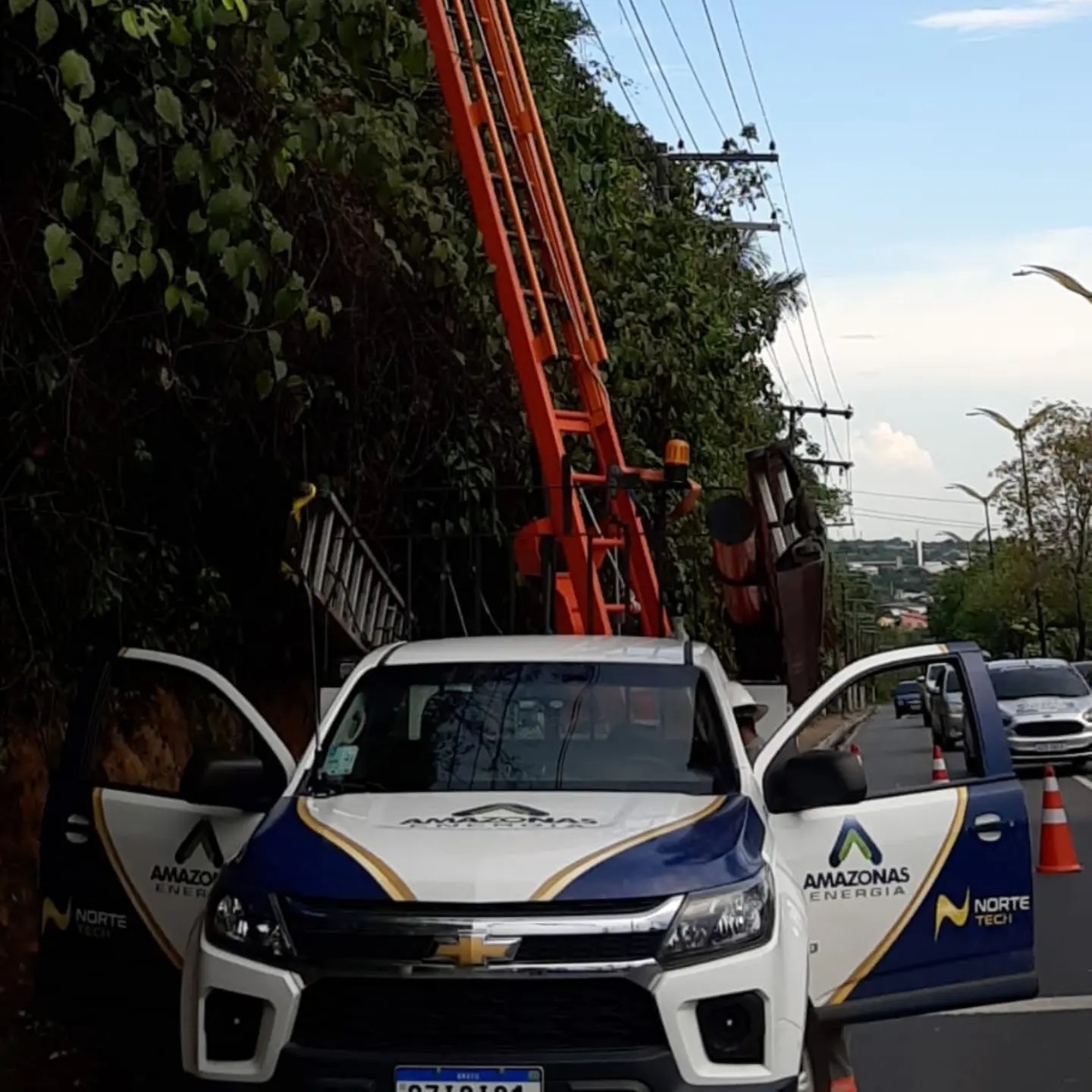 Quase 10 bairros terão fornecimento de energia interrompido neste sábado