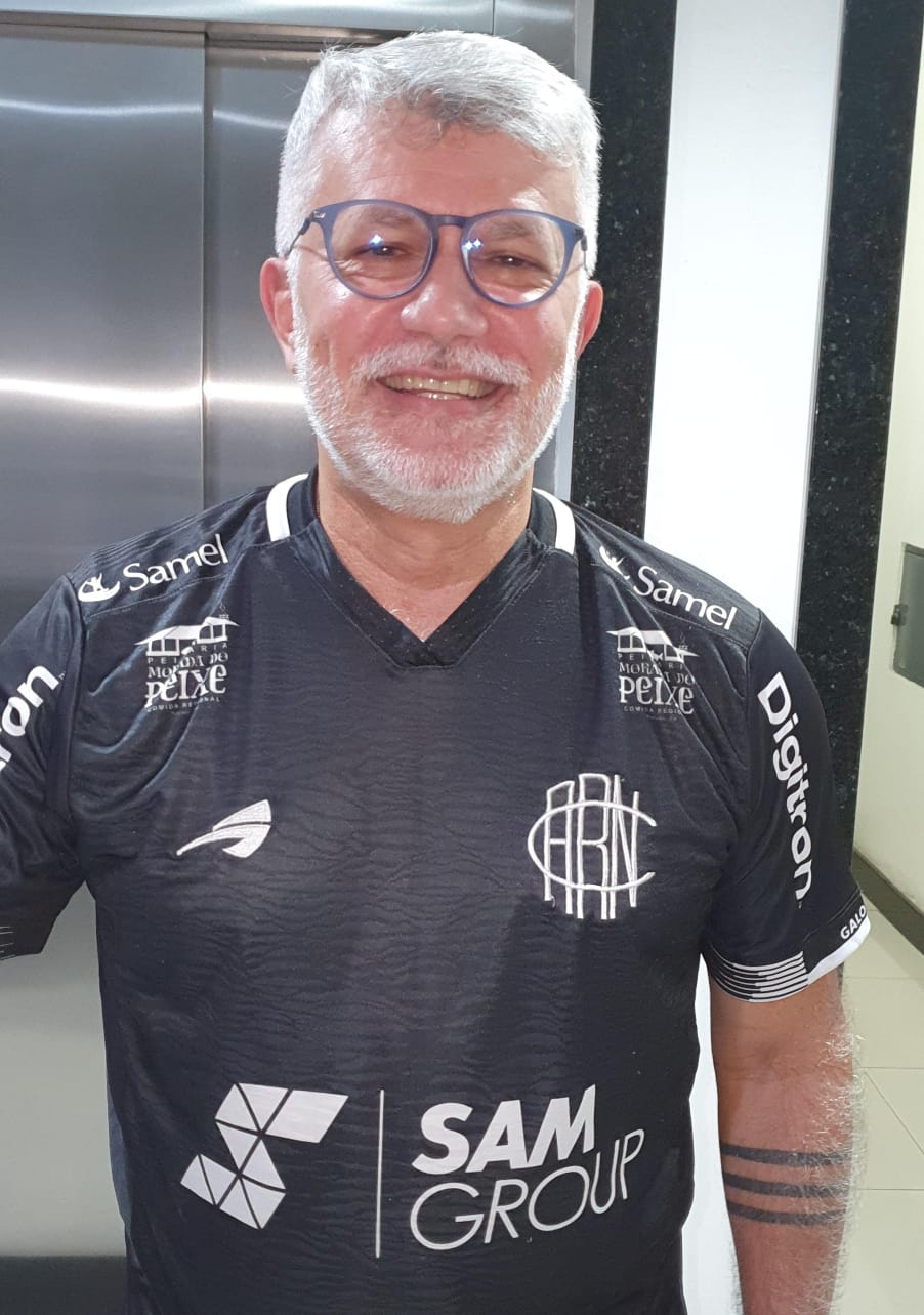 Álvaro Meninéa assume a presidência do Atlético Rio Negro