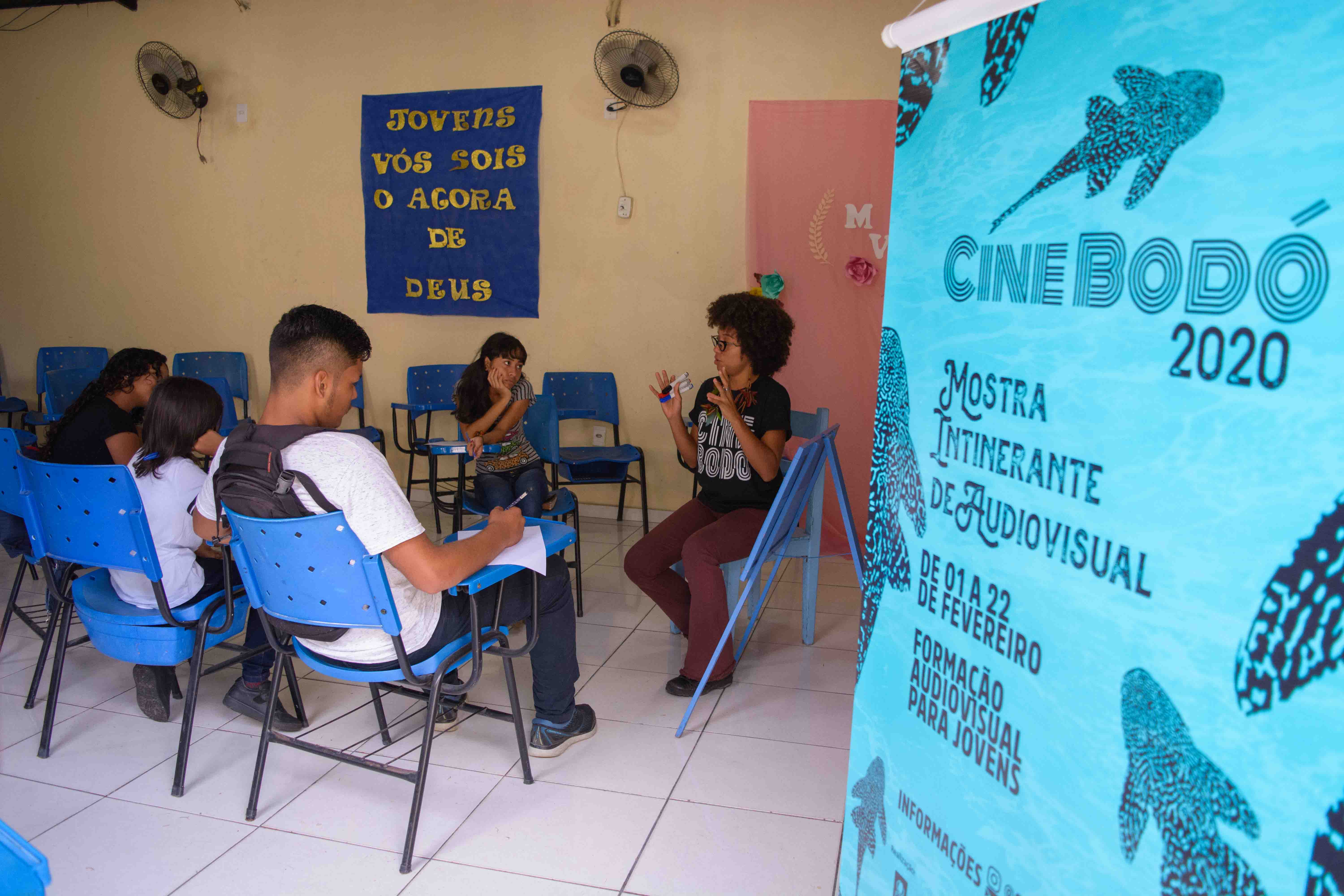 Jovens e Adolescentes das periferias de Manaus recebem formação audiovisual