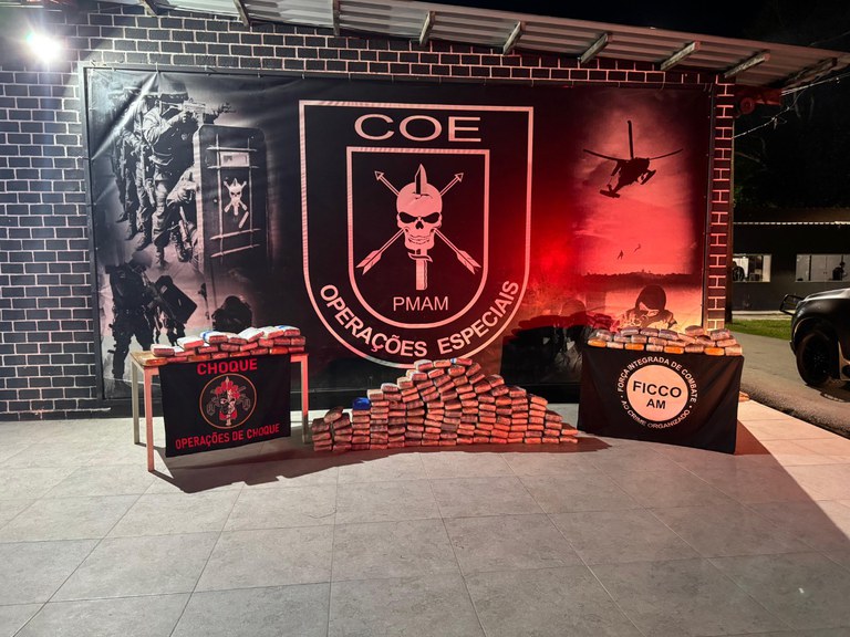 Homem é preso com 165 kg de drogas escondidos em casa em Manaus