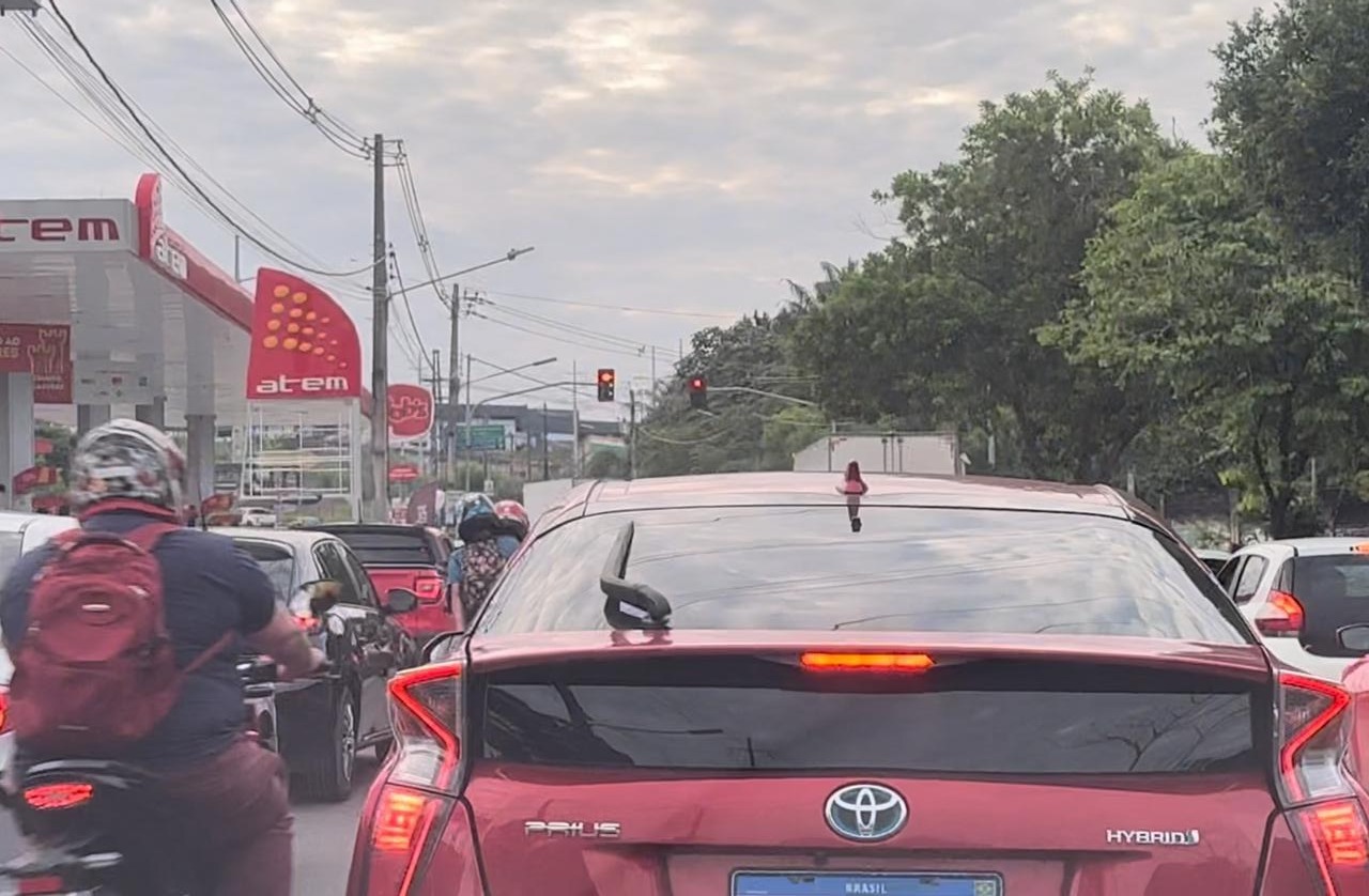 Novo viaduto vai eliminar semáforo que causa congestionamento em Manaus