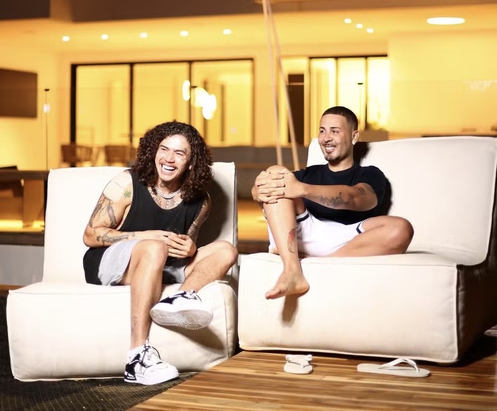 Whindersson e Carlinhos Maia reatam amizade após 5 anos
