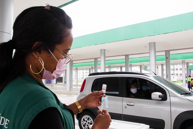 Novo posto de vacinação começa a funcionar no T6