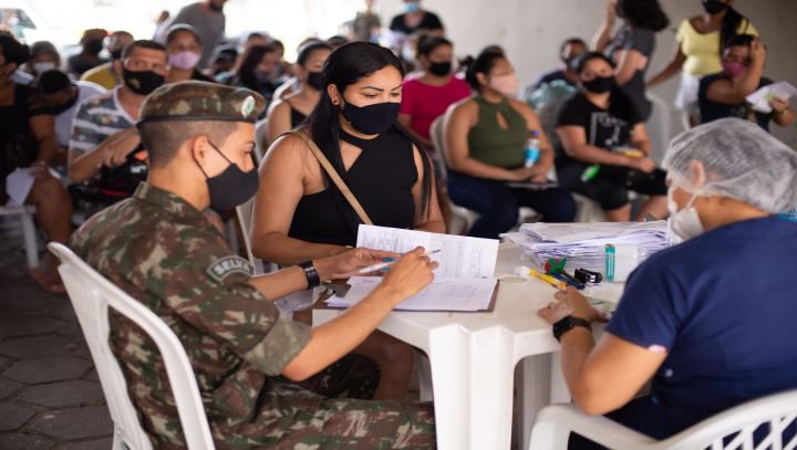 Semsa atinge marca de 1,3 milhão de doses contra covid aplicadas em Manaus