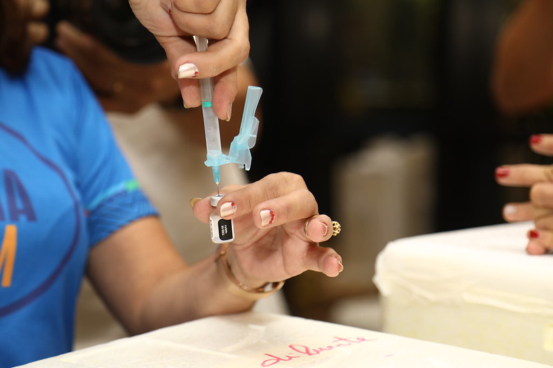 Brasil tem 40,34% da população vacinada com 1ª dose contra Covid-19