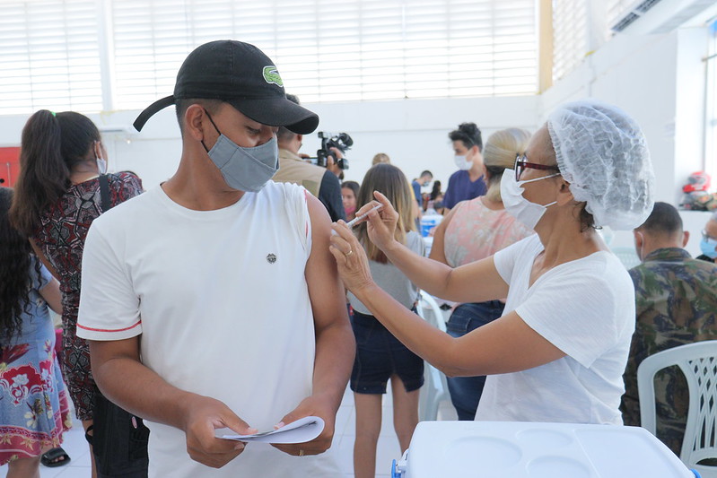 Vacinação contra a Covid-19 tem horário ampliado em Manaus; Saiba qual