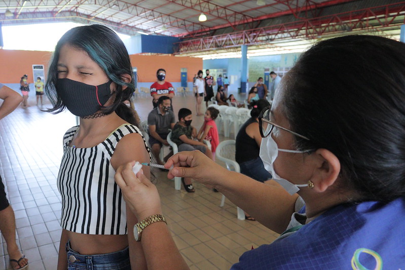 Manaus terá 33 pontos de vacinação contra a covid-19 nesta segunda