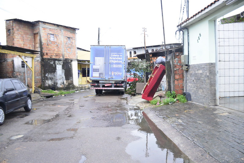 Manaus oferece coleta agendada e gratuita para descarte de objetos grandes