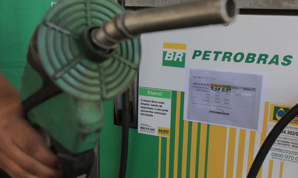 Petrobras reduz preços da gasolina e do diesel a partir de hoje