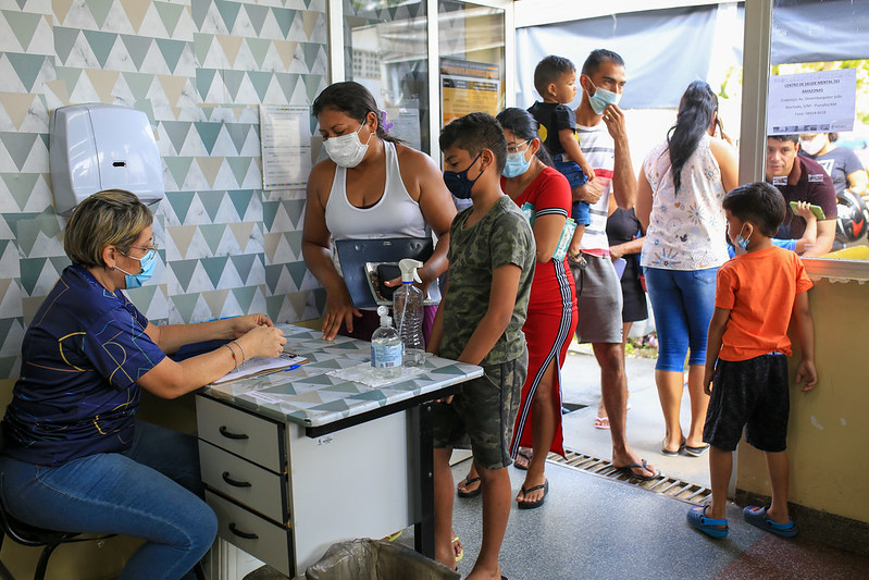 Crianças de 5 a 11 anos começam a ser vacinadas contra Covid-19 em Manaus