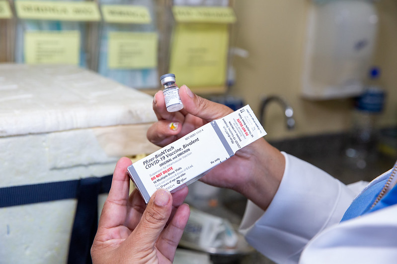 Vacinação contra covid-19 será retomada nesta quinta-feira em Manaus