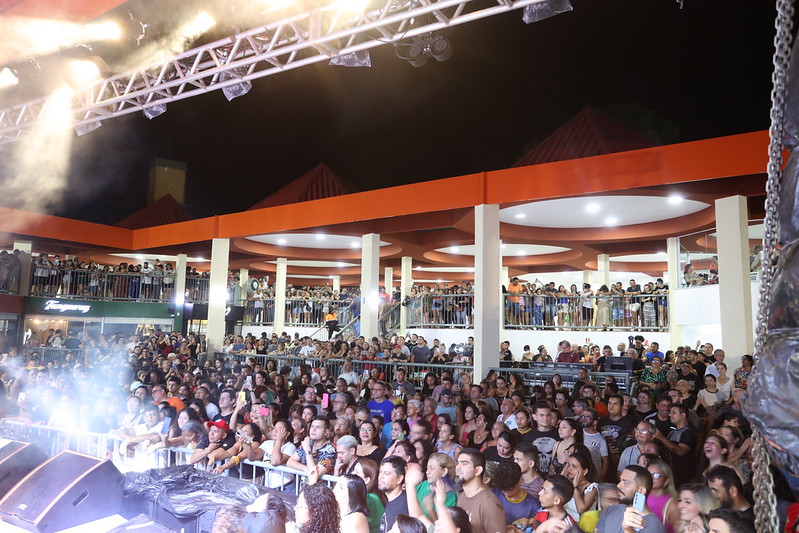 Tom Cleber é atração deste domingo da Casa de Praia, em Manaus