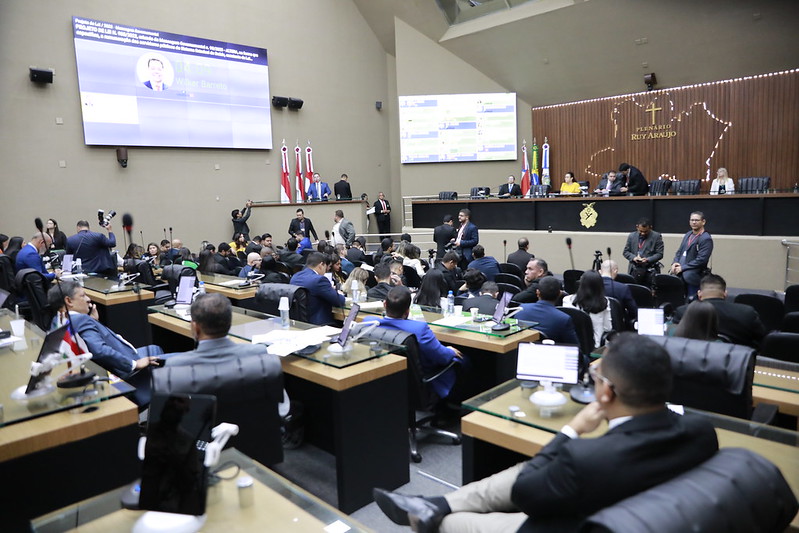 Deputados aprovam reajuste salarial para servidores da saúde do Amazonas