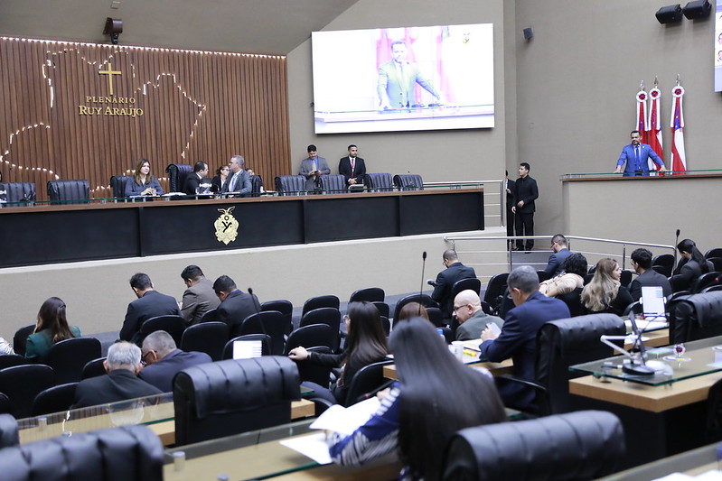 Deputados autorizam empréstimo de R$ 2,5 bilhões do Governo do Amazonas