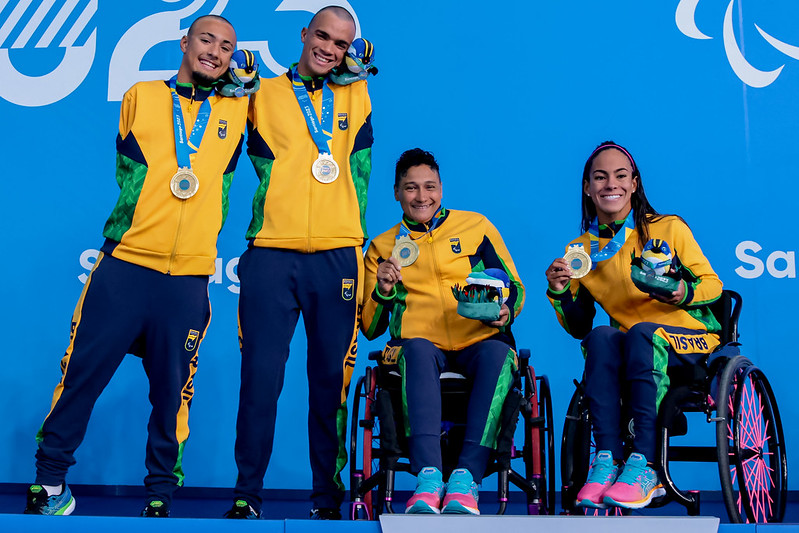 Brasil dispara no quadro de medalhas do Parapan de Santiago