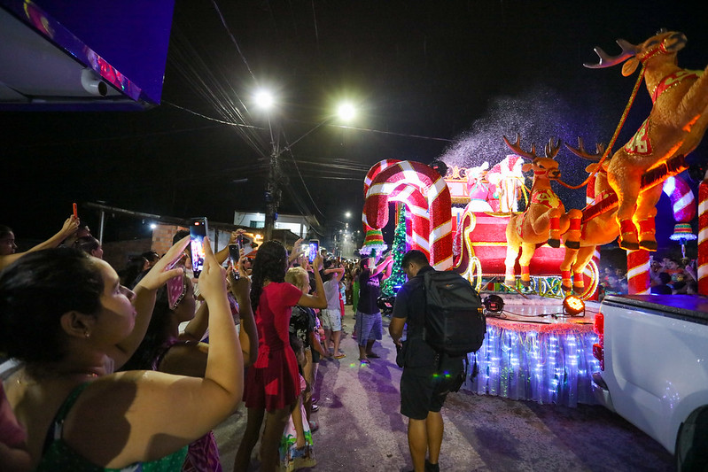 Parada Natalina vai passar por 13 ruas e avenidas neste domingo em Manaus