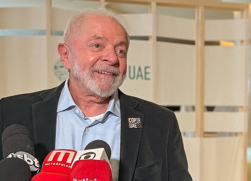 Lula pede "bom senso" de Venezuela e Guiana em disputa por território