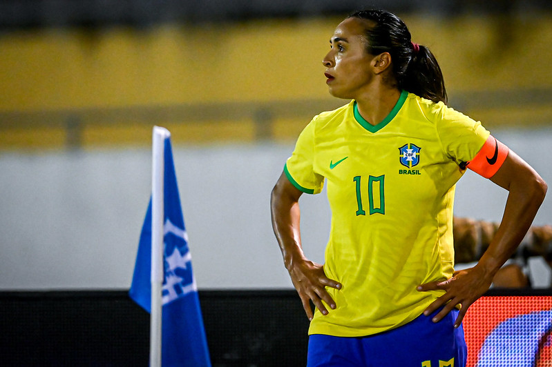 Brasil termina 2023 fora do top 10 no ranking feminino da Fifa