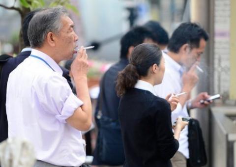 Cigarro mata quase seis milhões de pessoas por ano, alerta OMS