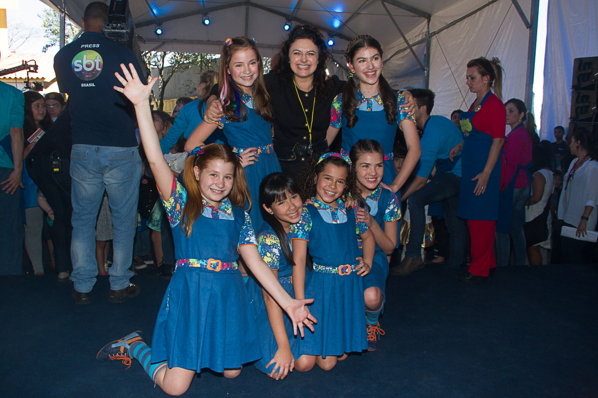  SBT apresenta elenco do remake de 'Chiquititas'