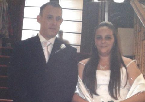 Mulher descobre através do Facebook que marido se casou com outra 