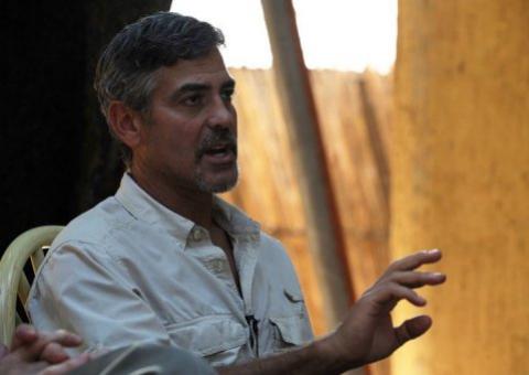  Ator americano George Clooney ajuda país africano tentando transformá-lo em exportador de café