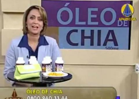 Apresentadora erra comercial e solta palavrão em programa católico