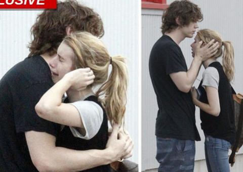 Sobrinha de Julia Roberts é presa por violência doméstica após bater no namorado