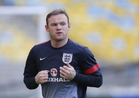 Manchester United rejeita proposta oficial do Chelsea por Rooney