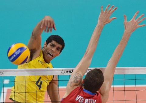 Brasil vence Canadá e avança às semifinais da Liga Mundial de Vôlei