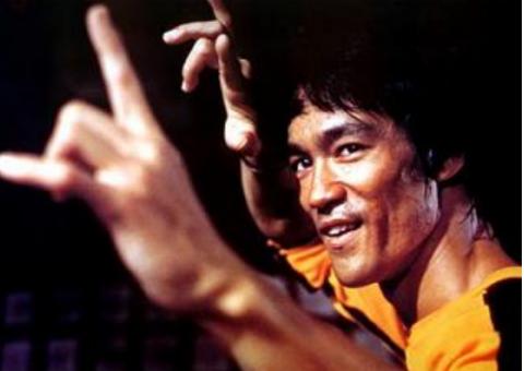 Fãs de Bruce Lee se mantêm fiéis, 40 anos após a sua morte